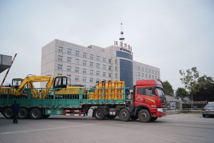 沃尔华集团7台DLS系列挖掘机顺利出口古巴共和国