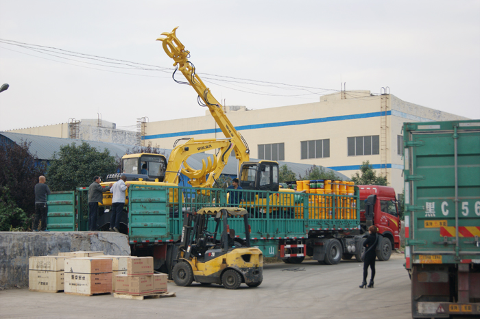 沃尔华集团7台DLS系列挖掘机顺利出口古巴共和国