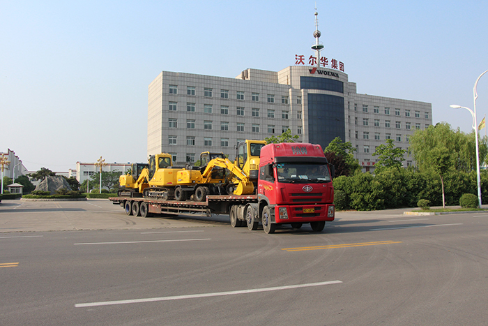 沃尔华集团10台轮式挖掘机顺利出口秘鲁 沃尔华集团10台轮式挖掘机顺利出口秘鲁