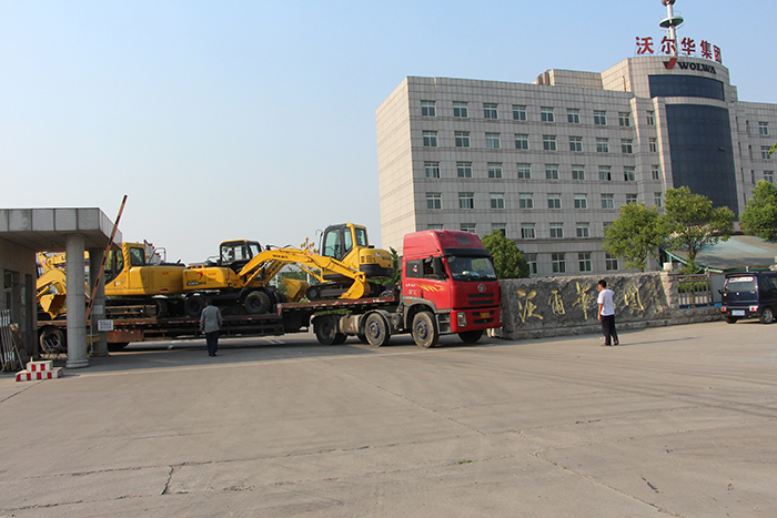 沃尔华集团10台轮式挖掘机顺利出口秘鲁 沃尔华集团10台轮式挖掘机顺利出口秘鲁