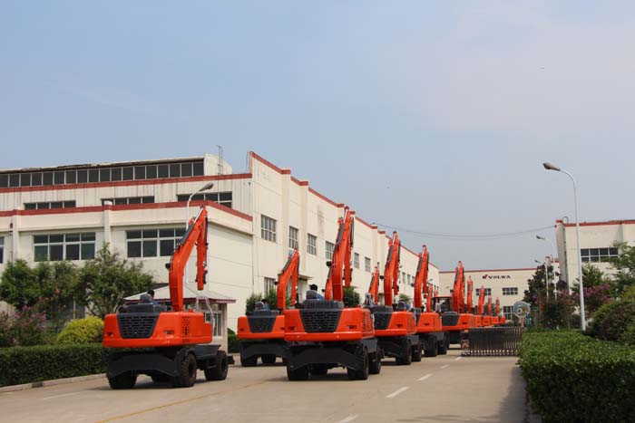 热烈祝贺沃尔华集团 60台轮式挖掘机批量出口泰国 热烈祝贺沃尔华集团 60台轮式挖掘机批量出口泰国