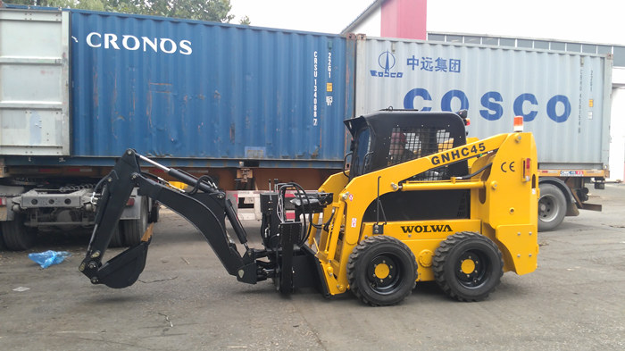 沃尔华集团一批滑移装载机出口南美 沃尔华集团一批滑移装载机出口南美
