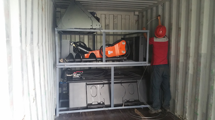 沃尔华集团一批滑移装载机出口南美 沃尔华集团一批滑移装载机出口南美