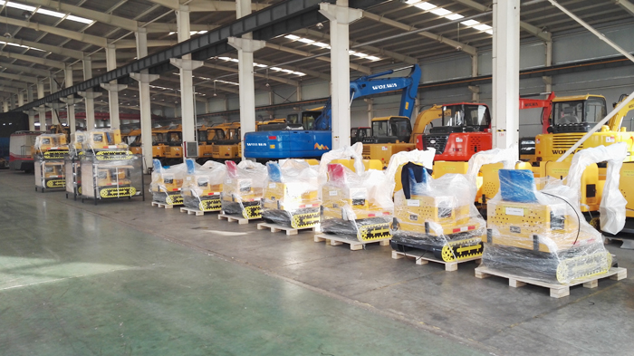 沃尔华集团32台儿童挖掘机批量出口美国 沃尔华集团32台儿童挖掘机批量出口美国