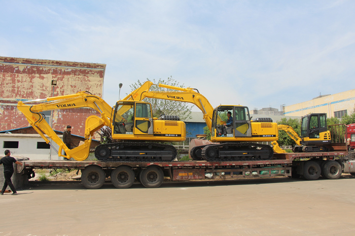 沃尔华一批挖掘机远征巴基斯坦 助力“一带一路” 沃尔华一批挖掘机远征巴基斯坦 助力“一带一路”