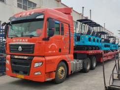 沃尔华集团一批小型挖掘机出口南美地区