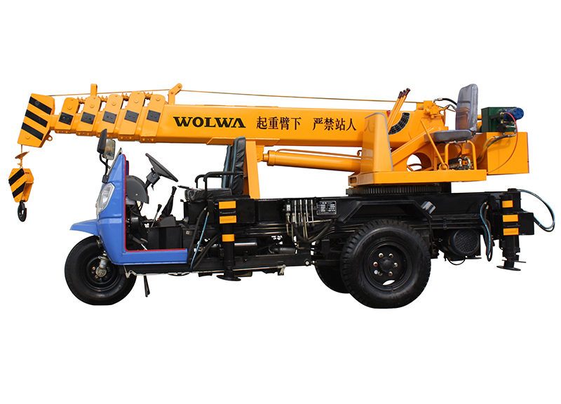 三轮车吊产品实物图1 三轮车吊产品实物图1